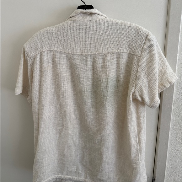 Summer button up ! - Picture 2 of 2